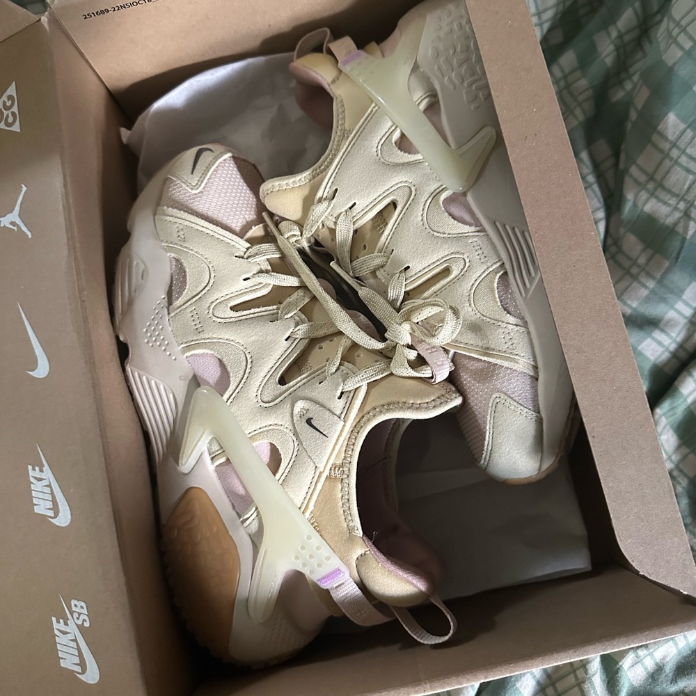 nike air huarache craft